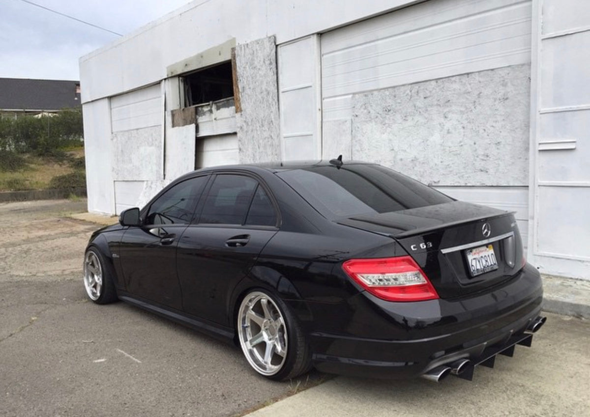 MERCEDES BENZ C63 AMG Rear Diffuser (2008-2013) – DiffusersandMore